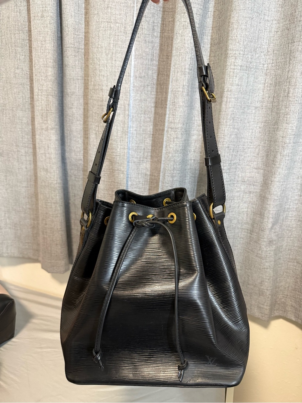 Lv bucket Noe